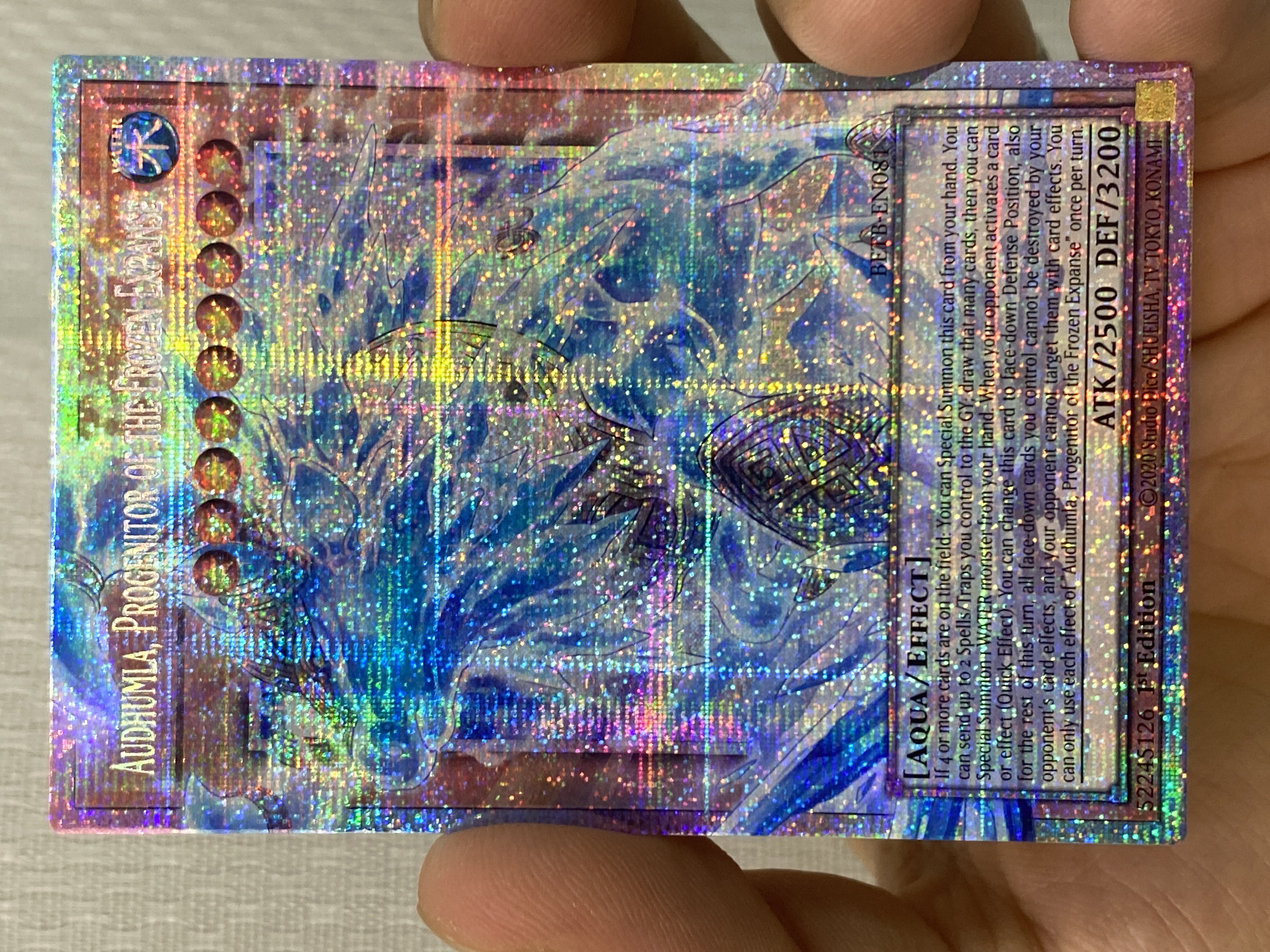 Audhumla, Progenitor of the Frozen Expanse (Starlight Rare) (Extended Art)